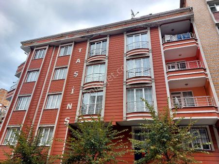 Gaziosmanpaşa Küçükköy Yeni Mah Geleri Cadesi De Kiralık Daire 3.kat 2+1