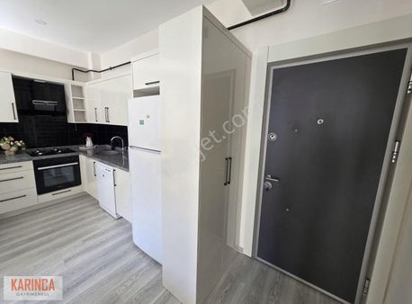 Tece De Havuzlu Sitede Esyalı Aylık Ödemeli Kiralık 1+1