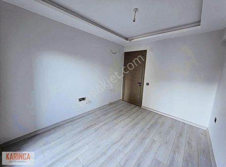 Arpaçbahşiş De 1+1 Deniz Manzaralı Havuzlu Satılık