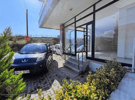 Abdurrahmangazi Mah.cadde Üstü Kiralık Köşe Başı Dükkan 100 M²