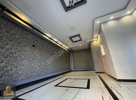 Mükemmel Konumlu Cadde Üzeri Geniş 3+1