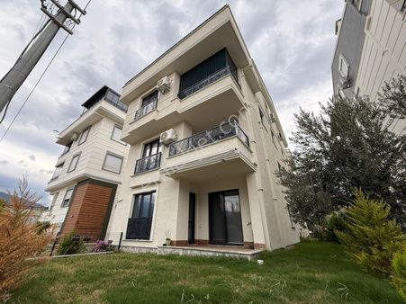 Parla'dan Doğanın Kalbi Zeytinlide Yerden Isıtma 2+1 Daire