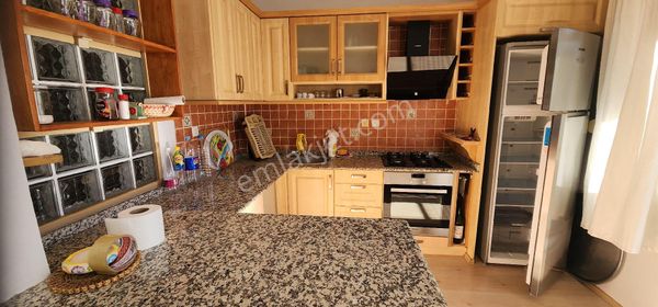 Kuşadasının Kalbimde Harika Konu Da Satılık Masrafsız 2+1