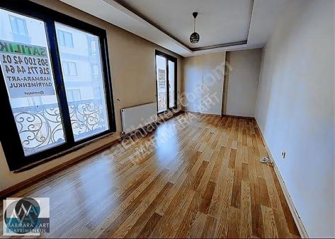 Çekmeköy Satılık Harika Konumda 2+1 Daire