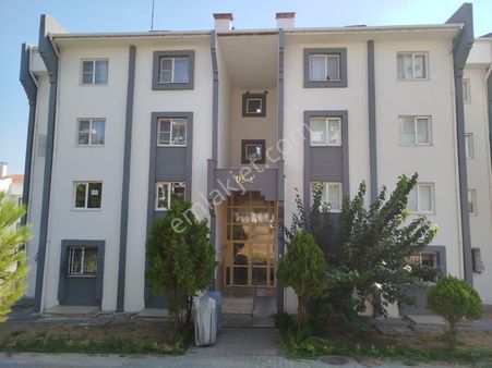 Yeni Mahalle Toki 'de Kiralık Arakat Manzaralı 3+1