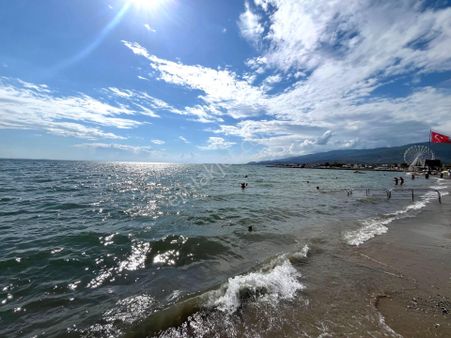 Akçay Sezgin Emlaktan Merkezde Denize 50 Metre Satılık 2+1 Dublex