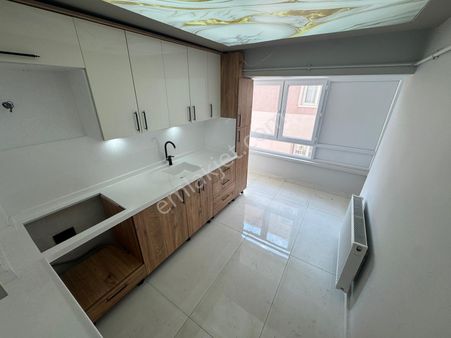 Selçuklu Mah 3+1 2. Ara Katta Ful Yapılı Bağımsız Daire