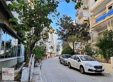 Karşıyaka Donanmacı Mahallesinde Satılık 3+1 Daire