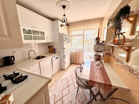 Kaçmaz!! Estergon Caddesi Yakını 3+1 Full Yapılı Fırsat Dairesi