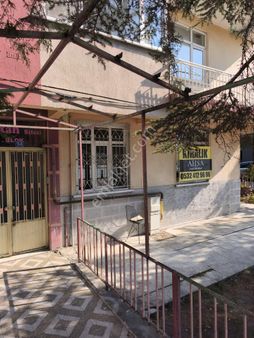 Demiryolu Cad. Cepheli Bahçeli 2+1 Kiralık Ofis