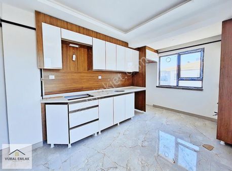 Vural Emlaktan 2+1 İskanlı Ultra Lüx Yerden Isıtmalı 130m2 Acill