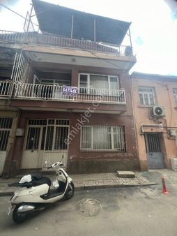 Salihli Erdem Emlaktan Namıkkemal Mahallesi Dubleks Satılık Daire