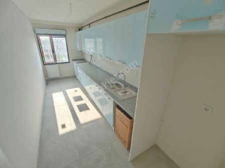 Emlak Dünyasndan Çınar Mahalesinde 3+1 135 M2 Satılık Lüks Daire