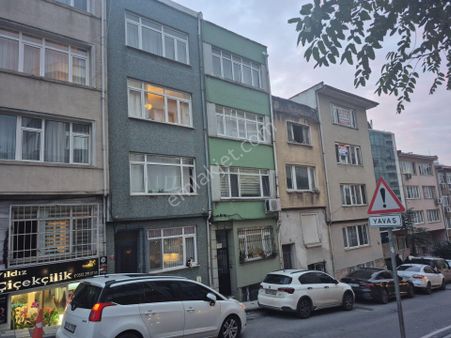Molla Team'den Beşiktaş Sahile Yakın 2+1 70 M2 Satılık Daire
