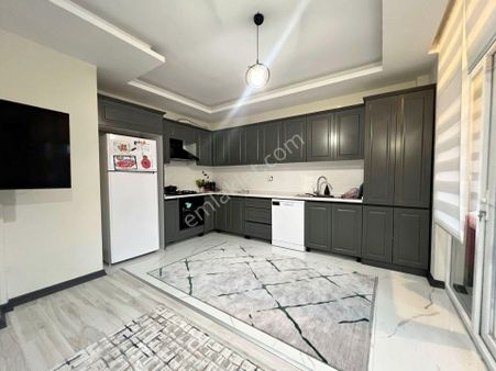 Cihandan Sancaktepe Mah Sarıkamış Cadde Yakını Masrafsız 3+1