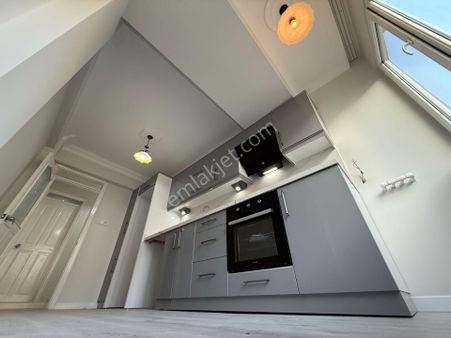 Parladan Ara Kat Masrafsız Full Tadilatlı Satılık 3+1 Daire!