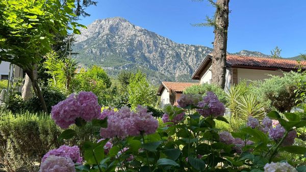 Antalya Kemer Beycik Bölgesinde Satılık Müstakil Villa