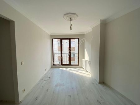 İletişim'den Kağıthane Gürsel Mahallesi Çağlayan Merkez Çok Yakın Konumda Satılık Dubleks Daire