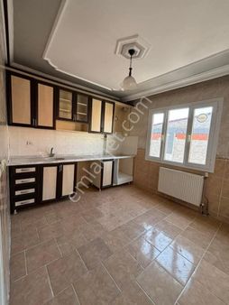 Turgutlu Eymen Emlak'tan Yıldırım Mh. 3+1 Kiralıkdoğalgazlı Daire 🏡