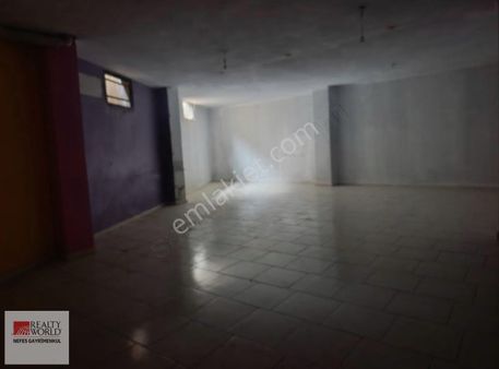 Rw Nefes'ten Burhaniye Merkez'de Cadde Üstünde Satılık Dükkan