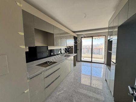 Sym'den Törekent Mh Asansörlü E.banyolu Ful Yapılı 4+1sıfır Daire