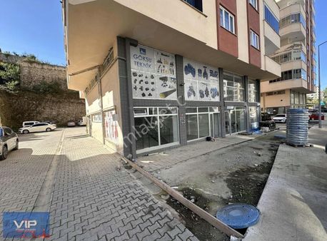 Vıp Real Estate Yomra Sancak Mah. Satılık 140m2 Galerili Dükkan