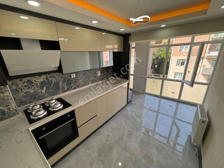 Sincan Ulubatı Hasan Mh. 3+1 Ultra Lüx Ön Cepe Ara Kat Daire