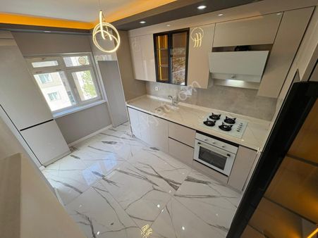 Sincan Osmanlı Mh.site İçi Ön Cepe Ara Kat Bagımsız 3+1 Daire