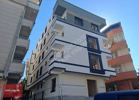 Gebze Barış Mahallesi Beşevler'de Sıfır Satılık 2+1 Arakat Daire