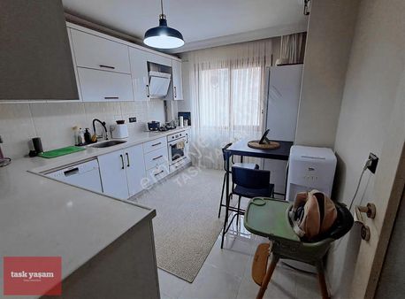 Gebze Köşklüçeşme Merkezi Konumda Satılık 2+1 Fırsat Daire