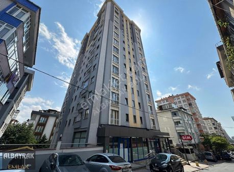 Albayrak Emlaktan Ara Kat Ön Cephe Site İçersinde Daire