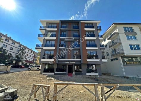 Ankara'nın Merkezin'de İncesu Caddesin'de Ön Cephe Lux 2+1 Daire