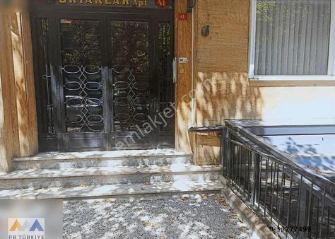 Topağacı'nın Kalbinde, Zamansız Şıklıkta 5+1 Daire