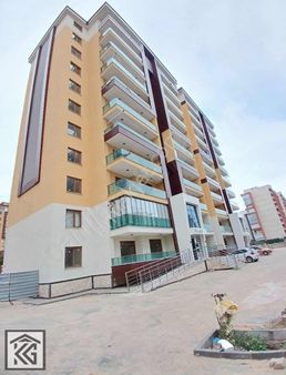 Meram Evlendirme Dairesi Karşısı Site İçerisinde 3+1 Kiralık