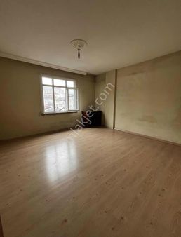 Sönmezden Mecidiye Mahallesinde Geniş 2+1 Kiralık Daire