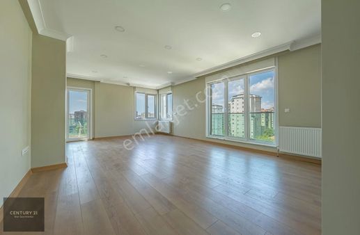 Century21 Star'dan Ethemefendi De Önü Kapanmaz 3+1 Satılık Daire