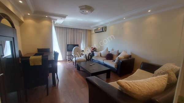 Karşıyaka'nın Kalbi Bahriye Üçok'ta Full Eşyalı Kiralık 3+1 105 M2 Daire