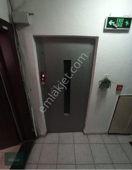 Levazım Sitesinde 10.kat Manzaralı 3+1 140m2 Daire