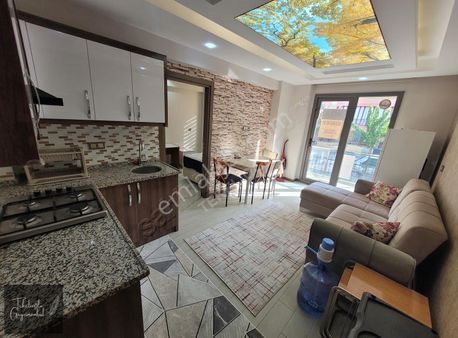 Zeytinköyde Üniversiteye Yakın Arakat Balkonlu Lüks Apart