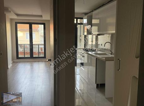 Baker'den Yeni Karamanda Kiralık 2 Yaşında 2+1 Dubleks