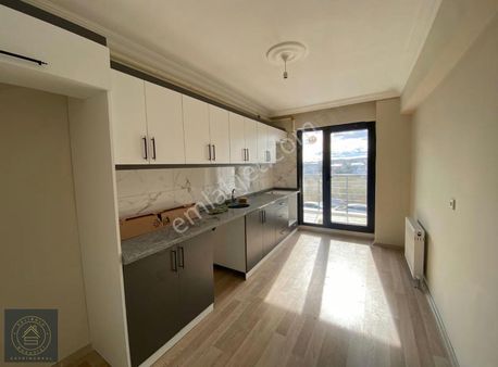 Köprü Manzaralı Satılık Sıfır 3+1 Daire