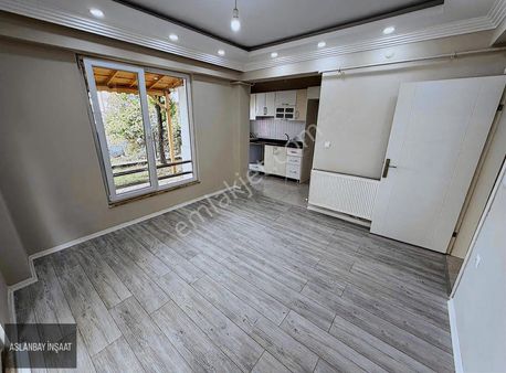 Tamamen Müstakil Bahçeli 2+1 Kombi Petek Takılı Masrafsız