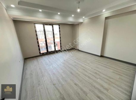 Diş Hastanesine Komşu Yerden Isıtmalı 4+2 Sıfır Dubleks