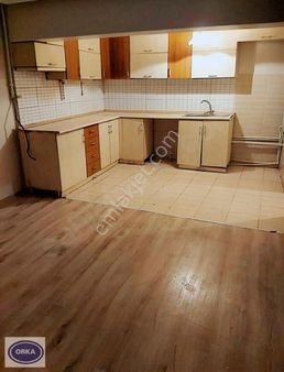 İçerenköy Gülden Sokakta 85m² Net+50m² Bahçe Kullanımlı 2+1