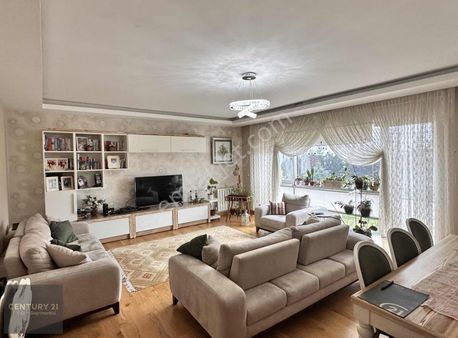 Gold Wings' Sitede Villa Konforunda Bir Yaşam Sizi Bekliyor