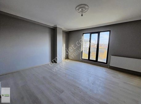 Veffa Gayrimenkulden Çayırova Özgürlükte 3+1 Ara Kat