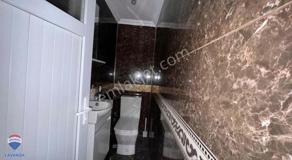 Çarşı Merkezde Belediye Karşısında Satılık Fırsat Dükkan