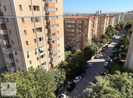 Bahçelievler Gökçe Bloklarında Ferah 3+1 125m2 Masrafsız Daire