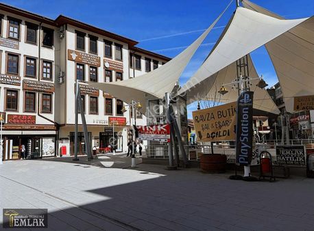 Terkenli Emlak 'tan Dudu Kadın Çarşısında Büfe & Depo