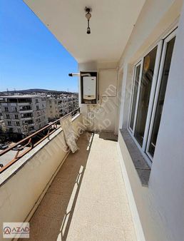 Azad-kaburgacı Murat Karşısında Avm Civarı Satılık 3+1 Daire